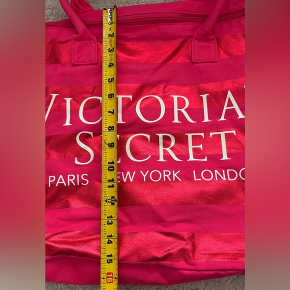 Victoria's Secret Vibrant Pink Tote - Picture 5 of 7